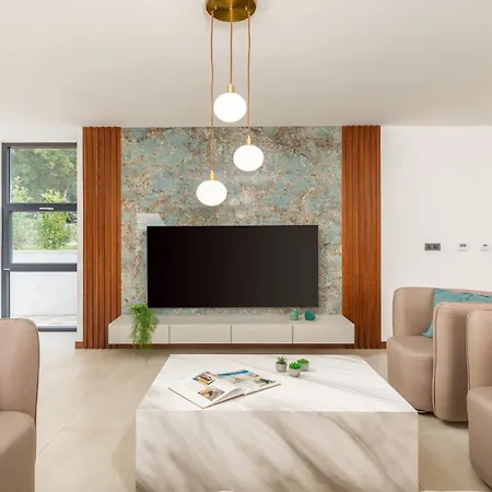Istria By 4*